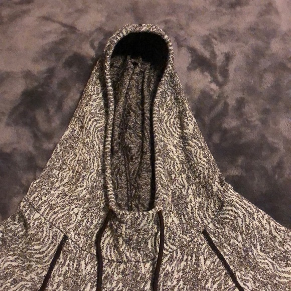 Running sweater - Picture 3 of 3